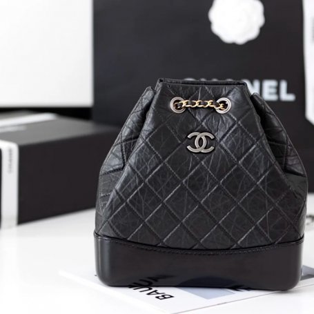 CHANEL A93820 カーフレザー ゴールド リュックサック 最高級品 23×22.5×10.5cm サイズ:23×22.5×10.5cm