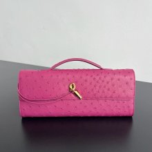 BOTTEGA VENETA BV 805241 アンディアーモ クラッチバッグ ダチョウ革 31x13cm サイズ:31x13cm