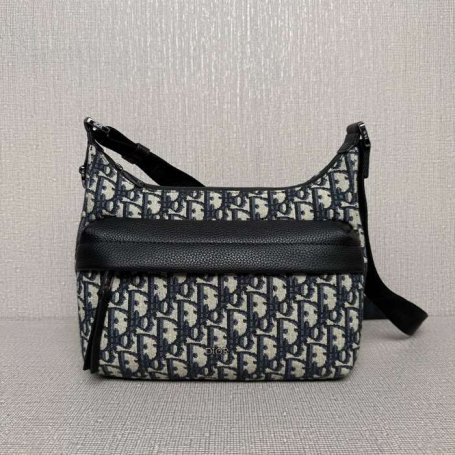 DIOR クラシックモノグラム餃子バッグ ライダーソフト サイズ:25x22cm