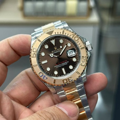 ROLEX M126621 ヨットマスター 40mm チョコレート 最安値 納期10日