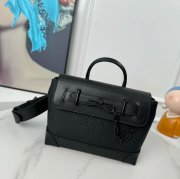 LOUIS VUITTON M24436 キャンバスメッセンジャー スチーマー 小 サイズ:25x19cm