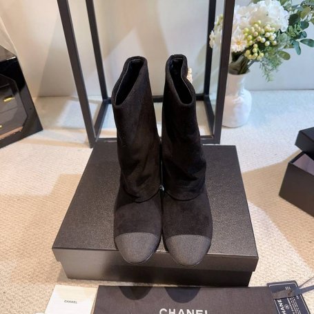 【CHANEL】2026ブーツレディース