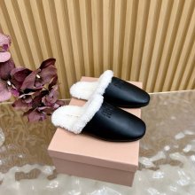 【MIUMIU】2026新作ファームーレスリッポンレディース