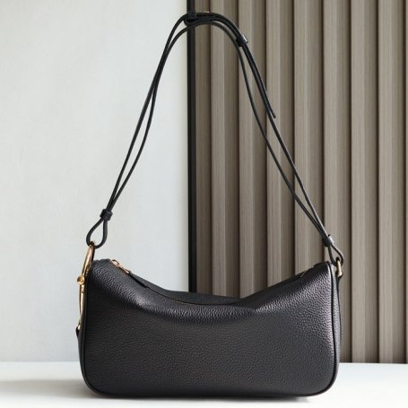 GUCCI 860787 カーフレザー、レザー ブラック ショルダーバッグ 馬銜 32x17x12cm サイズ:32x17x12cm