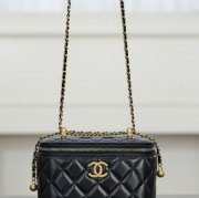 CHANEL カーフレザー ブラック×ゴールド ショルダーバッグ クラシック ヴィンテージ 17×9.5×8cm サイズ:17×9.5×8cm