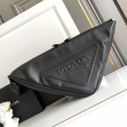 PRADA 2VY007 オールレザー大トライアングルバッグ サイズ:60x31x28cm