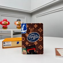 LOUIS VUITTON M83519 パスポートケース フライトモード モノグラム サイズ:10x14x2.5cm