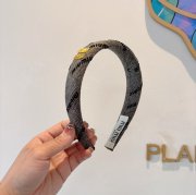 ミュウミュウ スタイル ヘアバンド