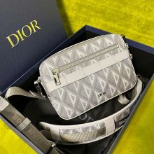 DIOR パターンキャンバスカメラバッグ サファリ サイズ:22x15cm