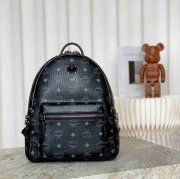 MCM スターク スモールスタッズ リュック クラシックモノグラム ブラック MMK6SVE37CO001 サイズ:33x26x13cm