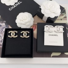 シャネル スタイル ピアス エナメル