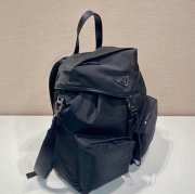 Prada ランウェイ リュック ナイロン ブラック 2VZ111 サイズ:38x30x17cm