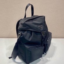 Prada ランウェイ リュック ナイロン ブラック 2VZ111 サイズ:38x30x17cm