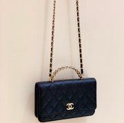 CHANEL AP2804 カーフレザー 荔枝紋 ゴールド 斜め掛けバッグ 春夏 19×12×3.5cm サイズ:19×12×3.5cm