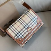 BURBERRY 9061 キャンバス ゴールド 斜め掛けバッグ クラシックチェック 25x18cm サイズ:25x18cm