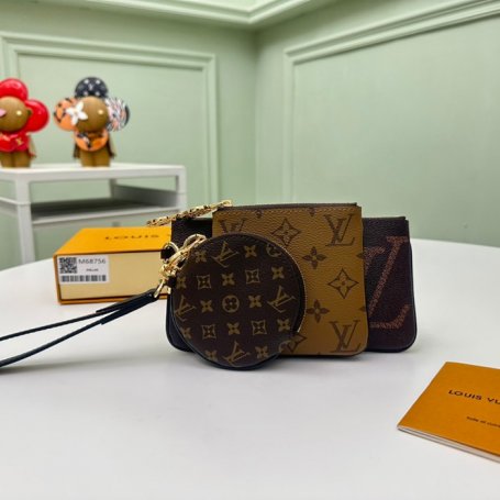 LOUIS VUITTON M68756 トリオクラッチバッグ モノグラム サイズ:19.5x11.5cm