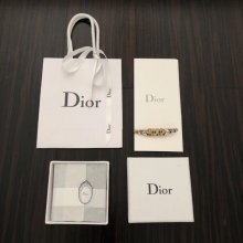 ブローチ D ウィングブローチ（麦穂シリーズ）— スワロフスキーシルバーシャドウ×アンティークゴールド、気品ある仕上がり