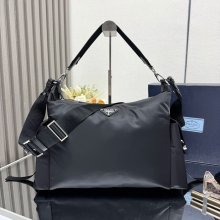 PRADA 2VH204 エクスプロアバッグ エクスプローラー サイズ:43x29.5x15cm