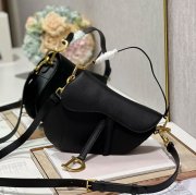 DIOR 93271 刺繍 ブラック 斜め掛けバッグ、ショルダーバッグ、サドルバッグ 大 小 25.5x20.0x6.5cm サイズ:25.5x20x6.5cm