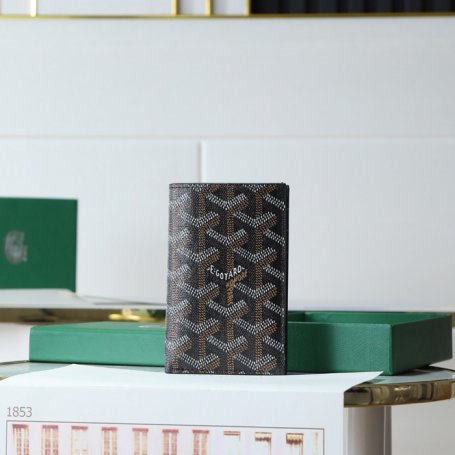 GOYARD 020234 パスポートケース サイズ:8x11cm