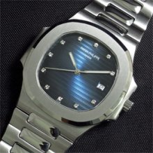 PATEK PHILIPPE ノーチラス Swiss 2824-2搭載 コピー時計