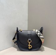 BURBERRY 6931 カーフスキン チェック 斜め掛けバッグ クラシックチェック 19x18cm サイズ:19x18cm
