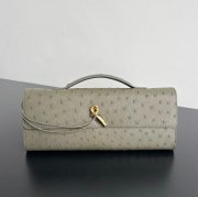 BOTTEGA VENETA BV 805241 アンディアーモ クラッチバッグ ダチョウ革 31x13cm サイズ:31x13cm
