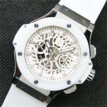 HUBLOT アエロバン 全面ホワイト セラミックベゼル 世界限定デザイン
