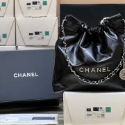 CHANEL 3260 カーフレザー ブラック×シルバー クラシック ファッショナブル 37×35×7cm サイズ:37×35×7cm