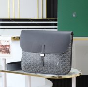 GOYARD クルシエメッセンジャー グレー サイズ:32x25cm