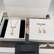 シャネル スタイル ピアス トリオンフ