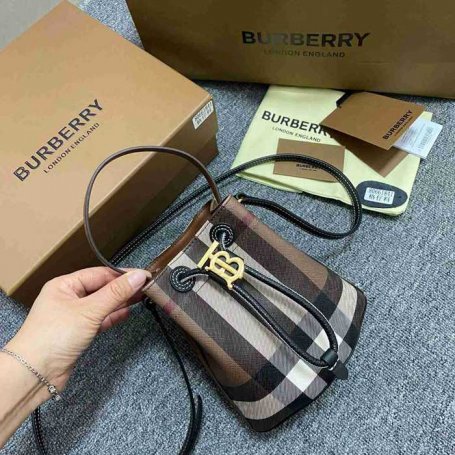 BURBERRY 1841 ブラウン バケツバッグ バケツ 18x16x11cm サイズ:18x16x11cm