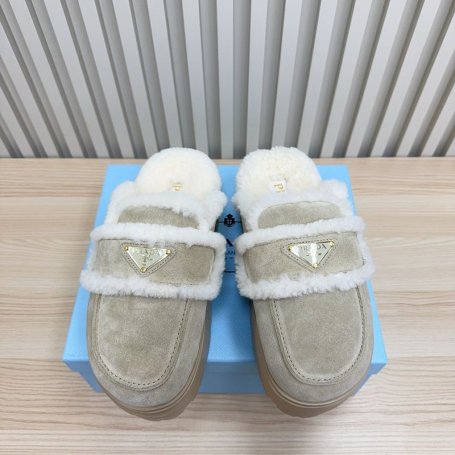 【PRADA】ウールスリッポンレディース