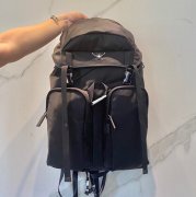 Prada 登山 リュック ナイロン ブラック 2VZ019 サイズ:52x32x19cm