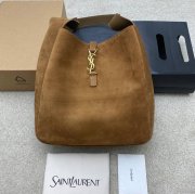 SAINT LAURENT 753837 マット ゴールド、キャラメル、マット 脇下バッグ 大、クラシック 31x30x13cm サイズ:31x30x13cm