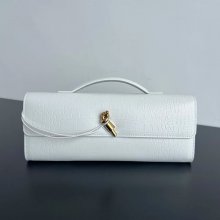BOTTEGA VENETA BV 741511 クラッチバッグ 編み羊革 31x13cm サイズ:31x13cm