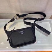 PRADA 2VH128 ウエストバッグ サイズ:19x13x2.5cm