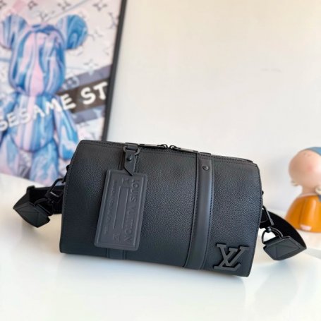 LOUIS VUITTON M59255 シティキープオール サイズ:27x17x13cm