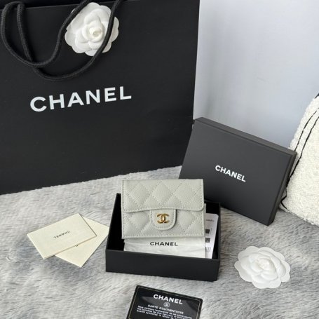 CHANEL AP0230 84401 三つ折り財布 細粒牛皮 サイズ:10.5x7.5cm