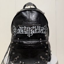 Balenciaga ルカゴール グラフィティ スタッズ リュック オールレザー ブラック 188024 サイズ:46x35x18cm
