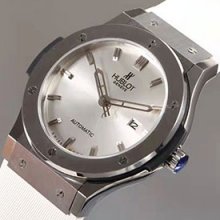 HUBLOT クラシックフュージョン チタニウム 542.ZX.2610.LR シルバー 2024新作