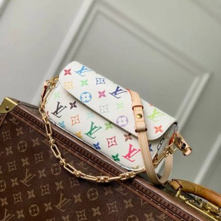 LOUIS VUITTON M27492 キャンバス モノグラム 斜め掛けバッグ レディース斜め掛けチェーン 23.5x12x4.3cm サイズ:23.5x12x4.3cm