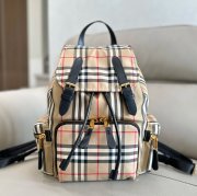 BURBERRY 1861 軍用リュック サイズ:33x22cm