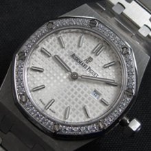 AUDEMARS PIGUET ロイヤルオーク 34mm クォーツ式 素敵な腕時計