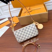 LOUIS VUITTON N40915 ボックスレザー 斜め掛けバッグ レディース斜め掛け 23.5x13.5cm サイズ:23.5x13.5cm