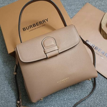 BURBERRY 89019 カーフスキン チェック 斜め掛けバッグ クラシックチェック 26x21x12cm サイズ:26x21x12cm