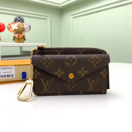 LOUIS VUITTON M69431 レクトヴェルソ カードケース モノグラム サイズ:13x9.5x2.5cm