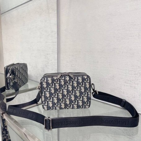 DIOR モノグラム、フラワー ブラック、イエロー、ゴールド 斜め掛けバッグ、ショルダーバッグ 17.0x12.5x5.0cm サイズ:17x12.5cm
