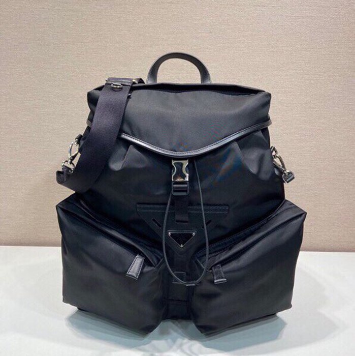 Prada ランウェイ リュック ナイロン ブラック 2VZ108 サイズ:45x38x18cm
