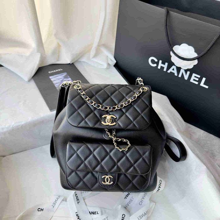 Chanel デュマ カーフ ラージ リュック オールレザー ブラック 3618 サイズ:25x22x18cm